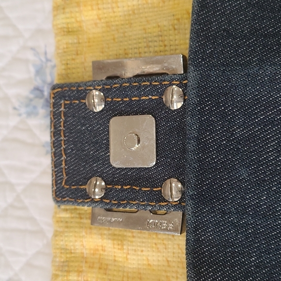 Sold Fendi denim baguette shoulder bag - Picture 3 of 14